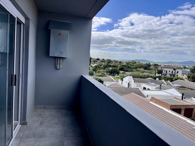 1 Bedroom Property for Sale in Table View Western Cape